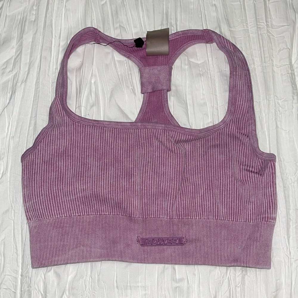 Bo + tee sports bra
